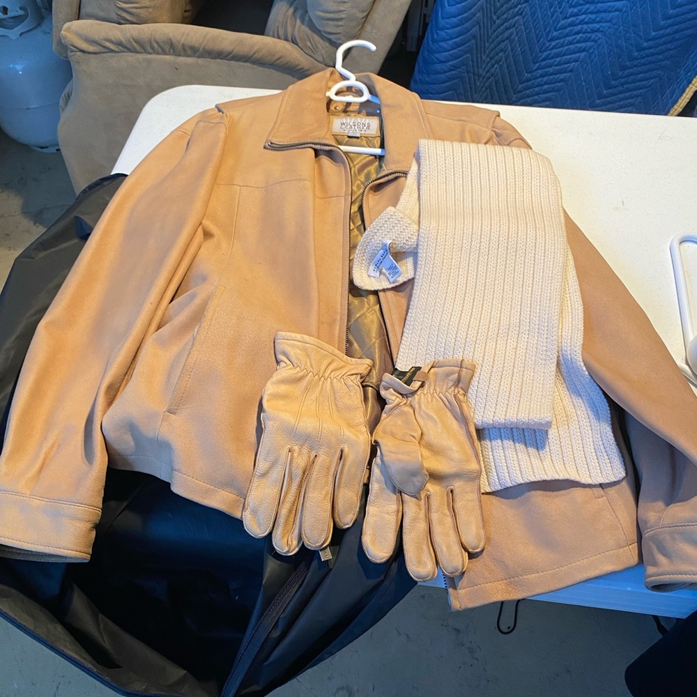 Wilson Leather Jacket Suede Beige